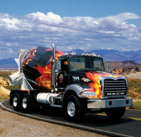 L-752 Camión Mack